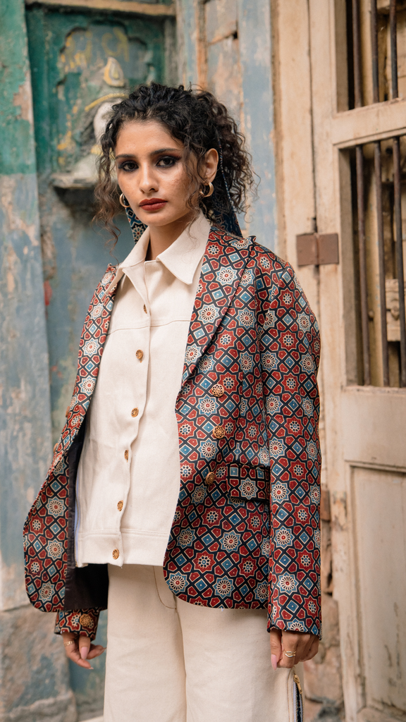 Nakhra Blazer (Black)