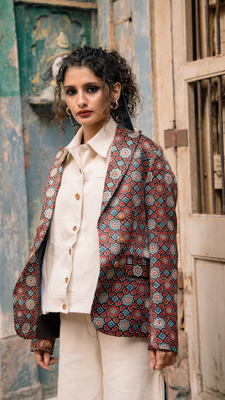 Nakhra Blazer (Black)