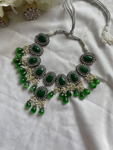 Load image into Gallery viewer, Padmavat Emerald Set